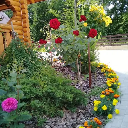 Rajska Zahrada Chata Vyshkove